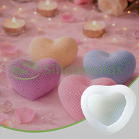 Silicomolds - Chequered Heart Soap / Candle / Wax Silicone Mold - URP391CM